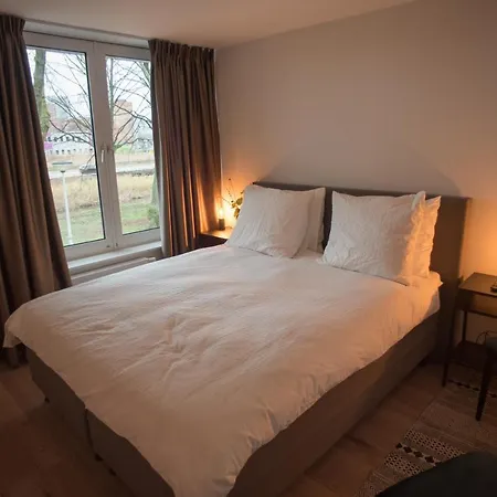 Gabriela * アムステルダム